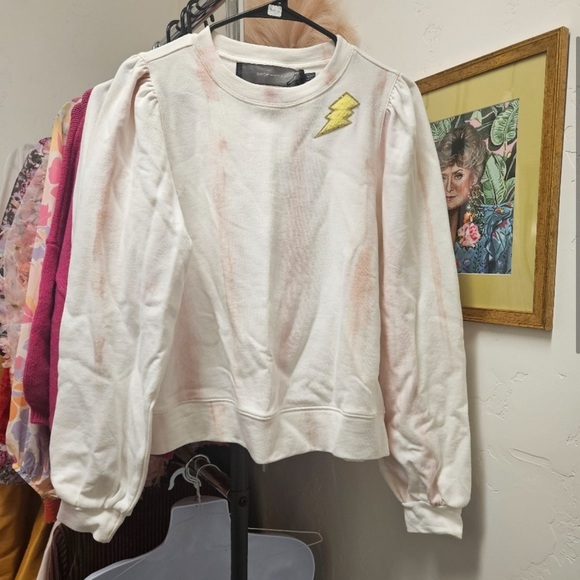 NWT tie dye Puff sleeve sweatshirt with Lightning Bolt Patch size large - Picture 2 of 5